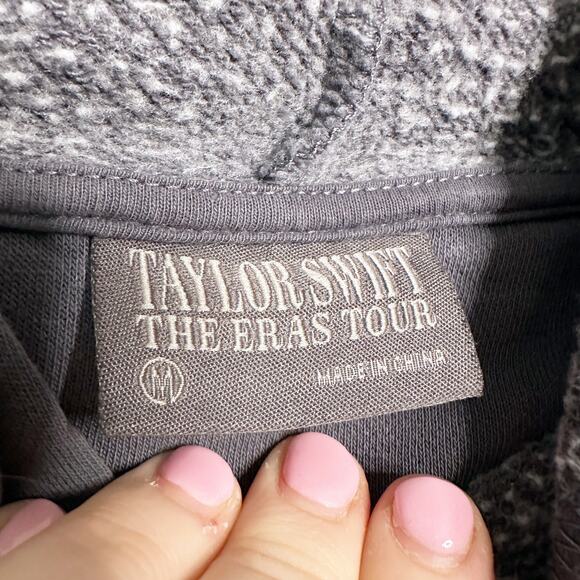 Taylor Swift Official The Eras Tour Merch 2023-2024 Hoodie Size Medium Distress - Picture 4 of 11